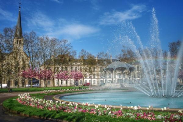 Très bel appartement dijonnais place Wilson Buitenkant foto